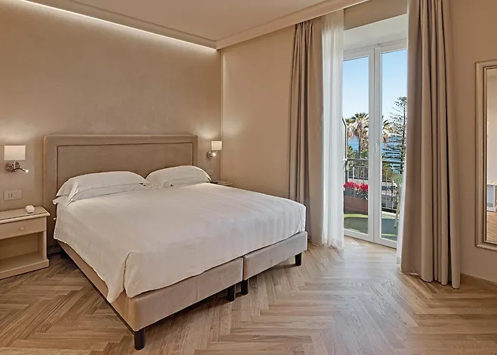 Hotel Paradiso