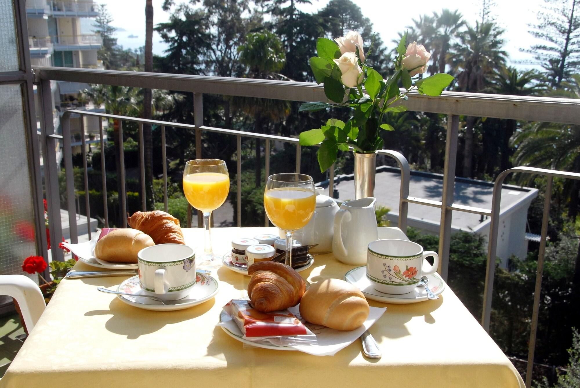 Paradiso 4*